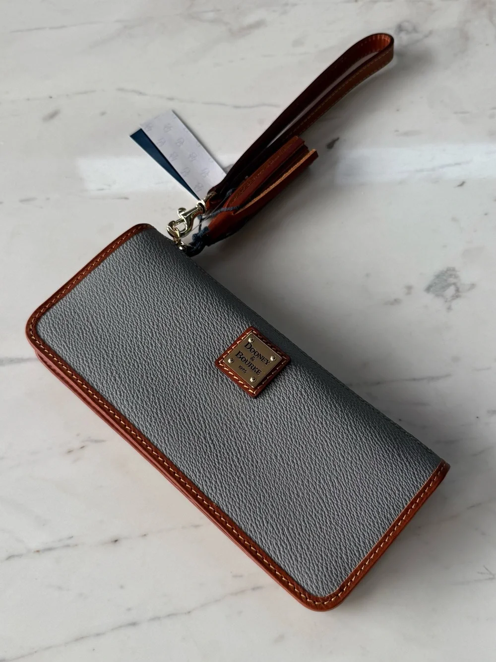 New Dooney & Bourke Kirby Tatum Leather Wristlet Wallet Clutch - Picture 8 of 16